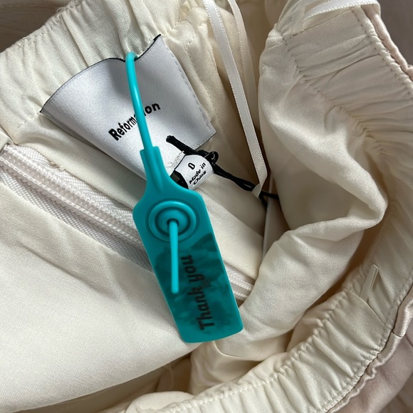 Reformation Rosy Dress-Ivory 3D floral skirt NWT - Picture 17 of 17